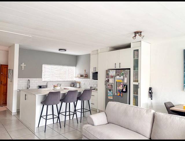 3 BEDROOM DUPLEX FOR SALE IN BRACKENDOWNS